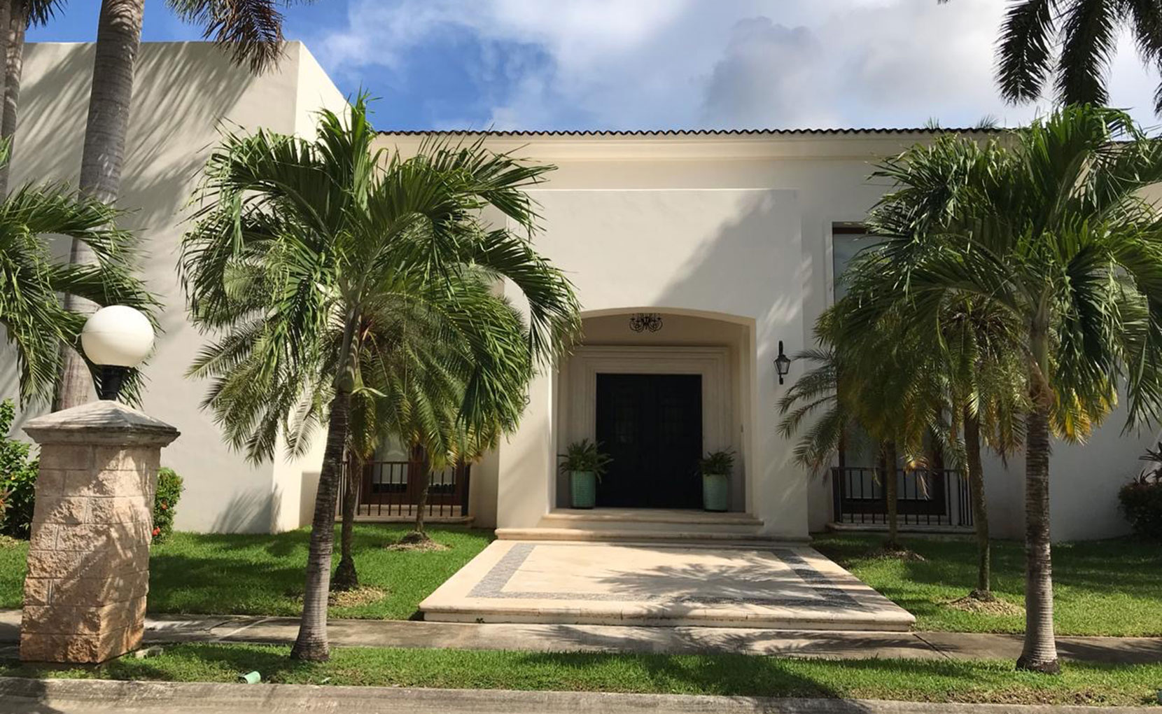 Casa en Venta de 4 recámaras y 5 baños en Villa Magna, Cancún